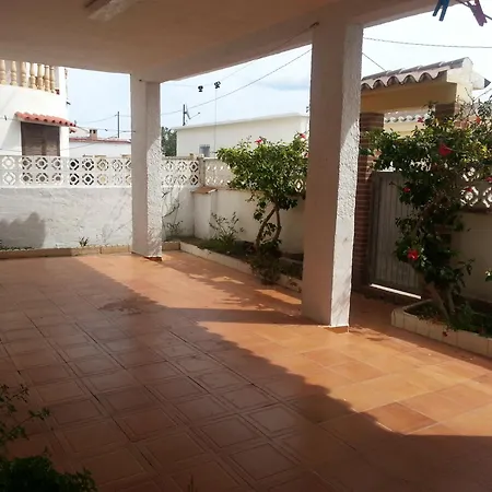 Holiday home Casa De Playa En Al Lado Del Met Y Campo De Golf Oliva
